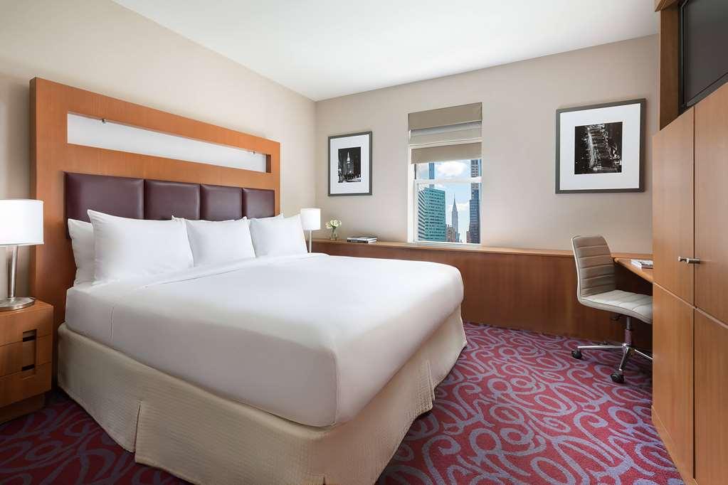 Hotel 57 By Luxurban, Trademark Collection By Wyndham New York Exterior photo